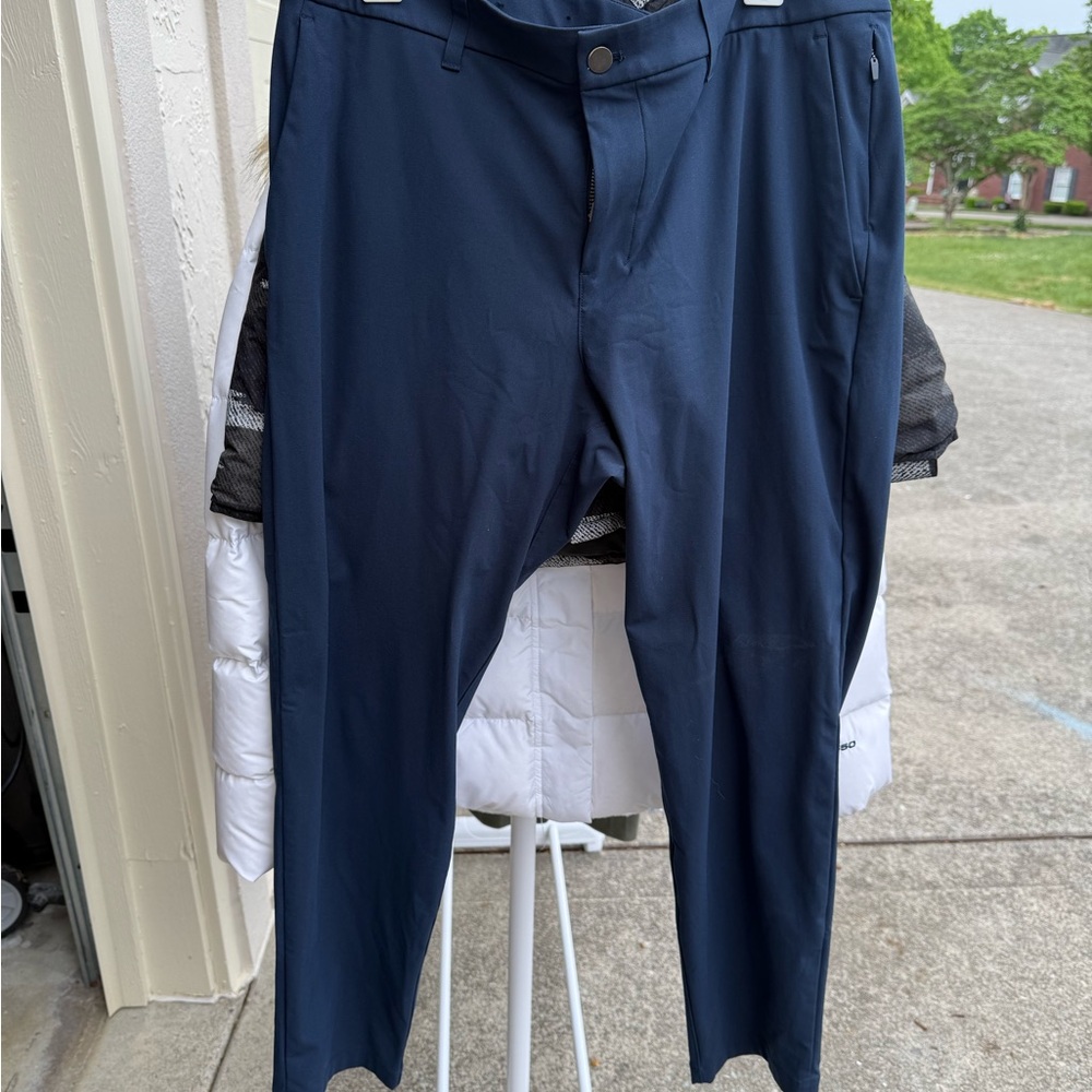 lululemon athletica Men's Dark Navy Performance Chinos